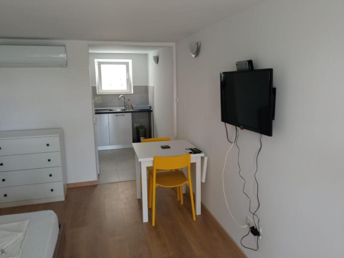 Apartmani Jure Peric Дуче Экстерьер фото